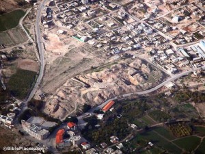 Jericho,-Tell-es-Sultan-aerial-from-southeast,-tb010703122-bibleplaces